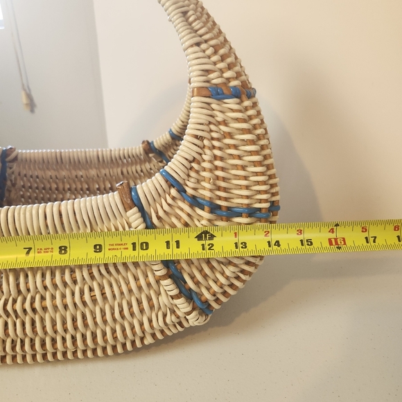 Vintage Gondola Wicker Basket Blue Beige Boho Bohemian Decor House Purse 70s - Picture 5 of 8